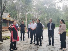 刘晓凯在我市调研时强调